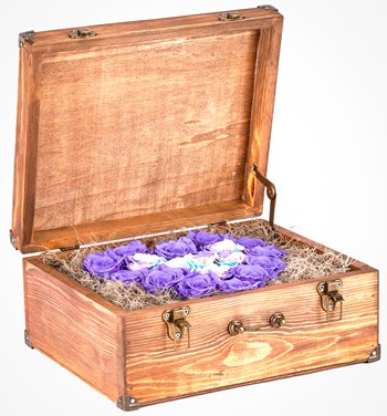 Ahşap Sandıkta Sweet Rainbow Solmayan Güller